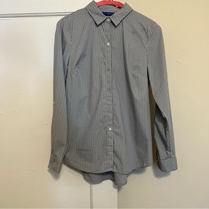 Women's Apt. 9® Structured Essential Button-Down Shirt Grey & White